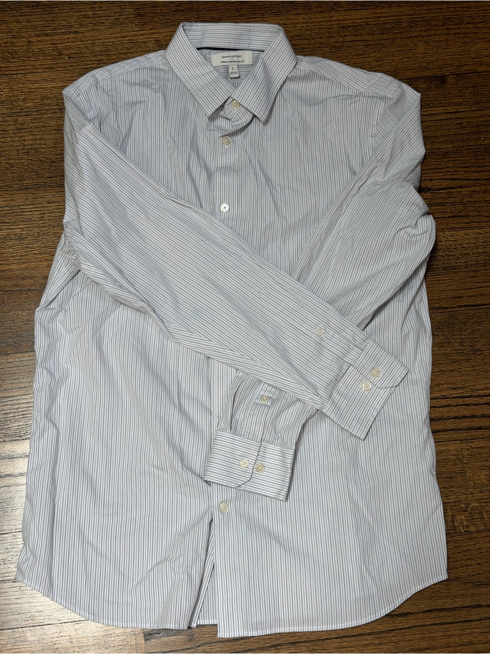Banana Republic Wrinkle Resistant Slim Fit White Gray Stripe Dress Shirt Large